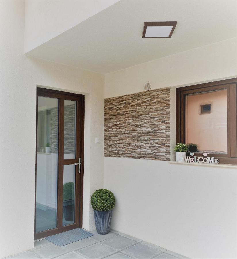 אודורהיו סקוייסק Fenyo Apartman House Ii. מראה חיצוני תמונה