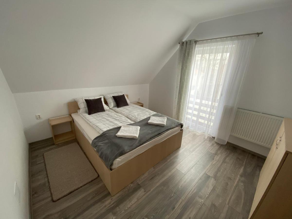 אודורהיו סקוייסק Fenyo Apartman House Ii. מראה חיצוני תמונה